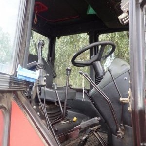 foto 84HP traktor Bělorus 920.4 mit Lader